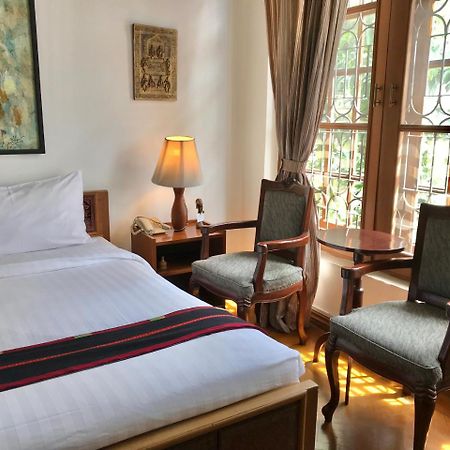 Classique Inn Yangon Ngoại thất bức ảnh