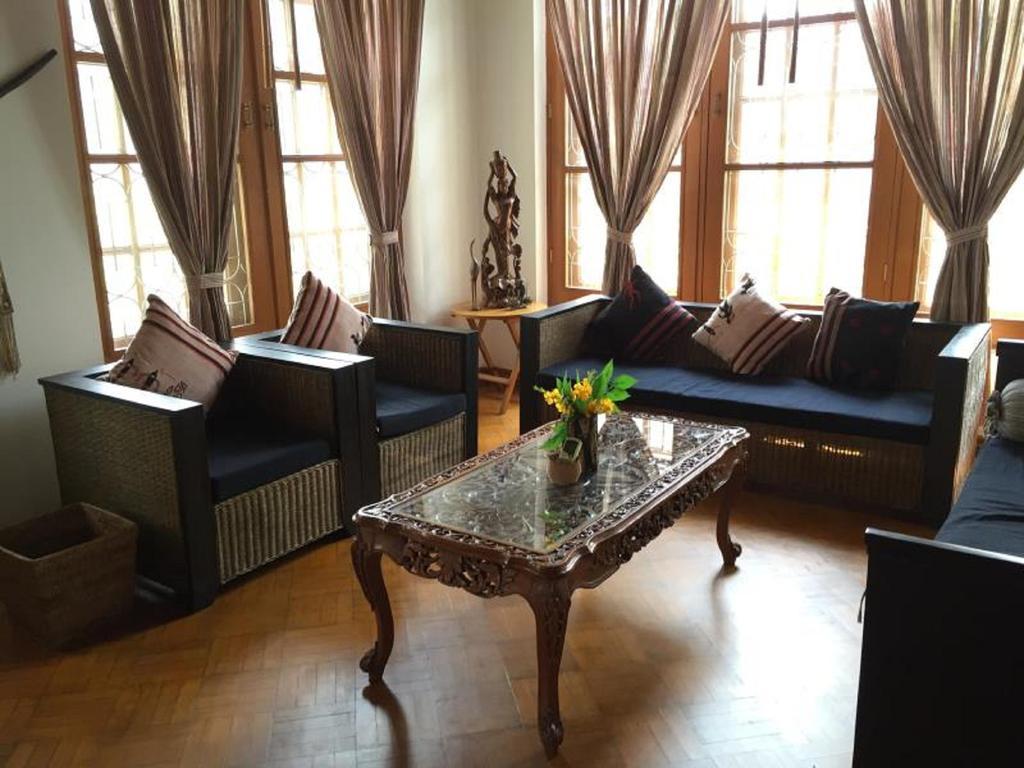 Classique Inn Yangon Ngoại thất bức ảnh