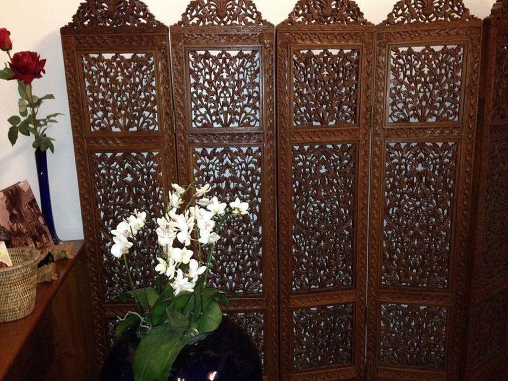 Classique Inn Yangon Ngoại thất bức ảnh