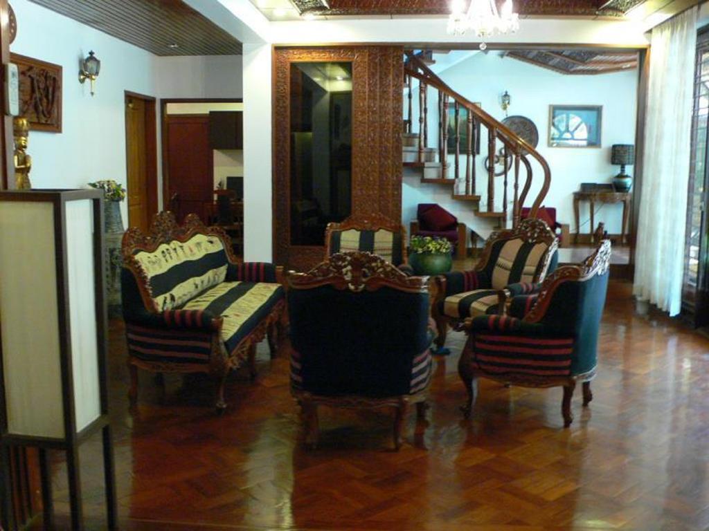 Classique Inn Yangon Ngoại thất bức ảnh