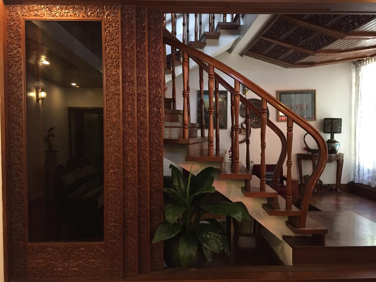 Classique Inn Yangon Ngoại thất bức ảnh