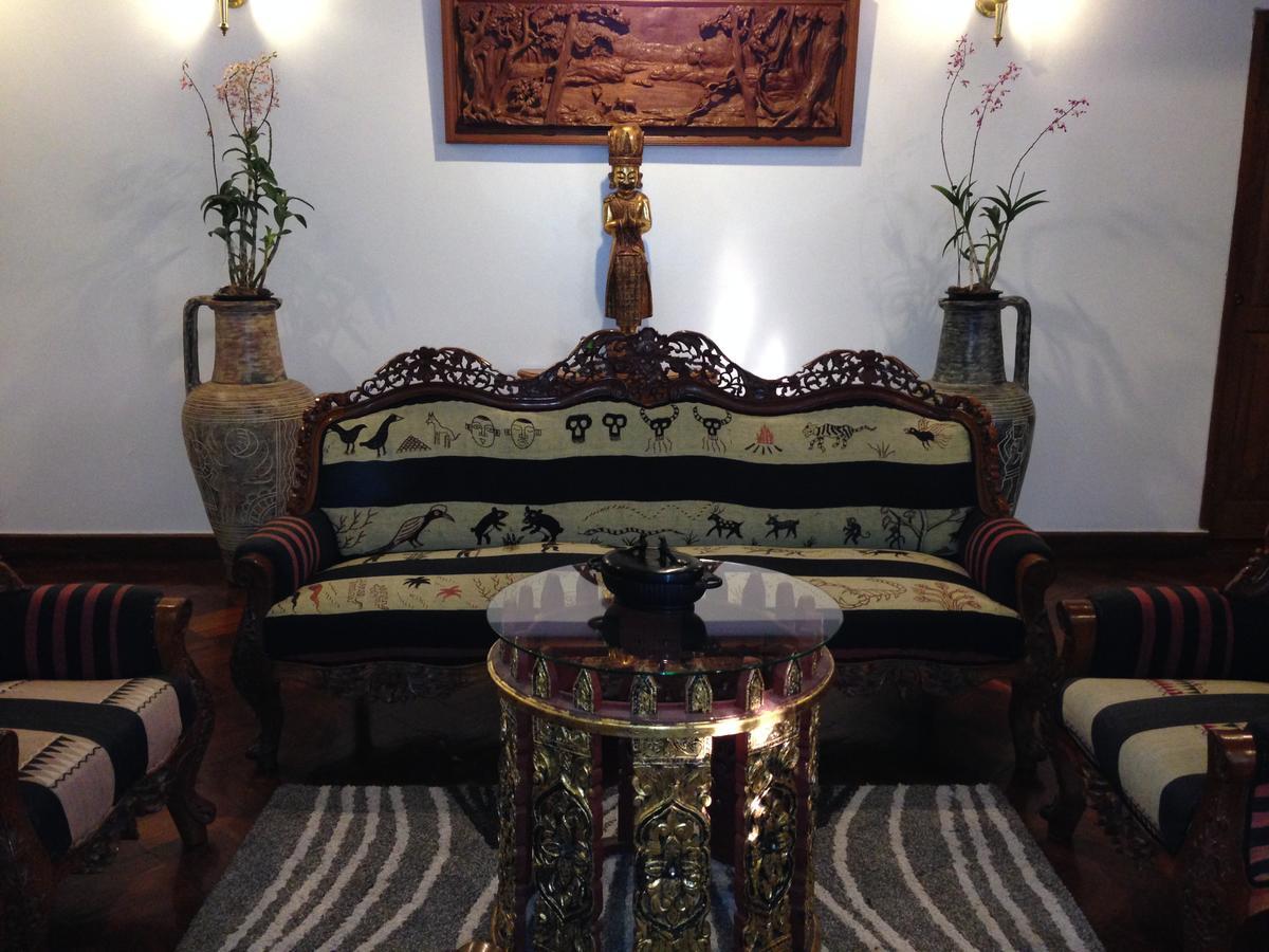 Classique Inn Yangon Ngoại thất bức ảnh